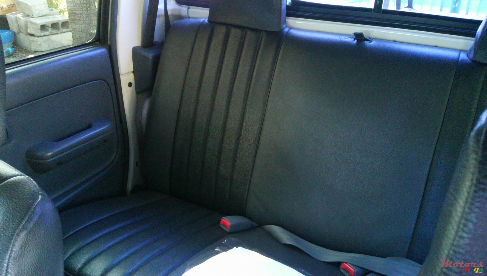 2003' Toyota Hilux photo #3