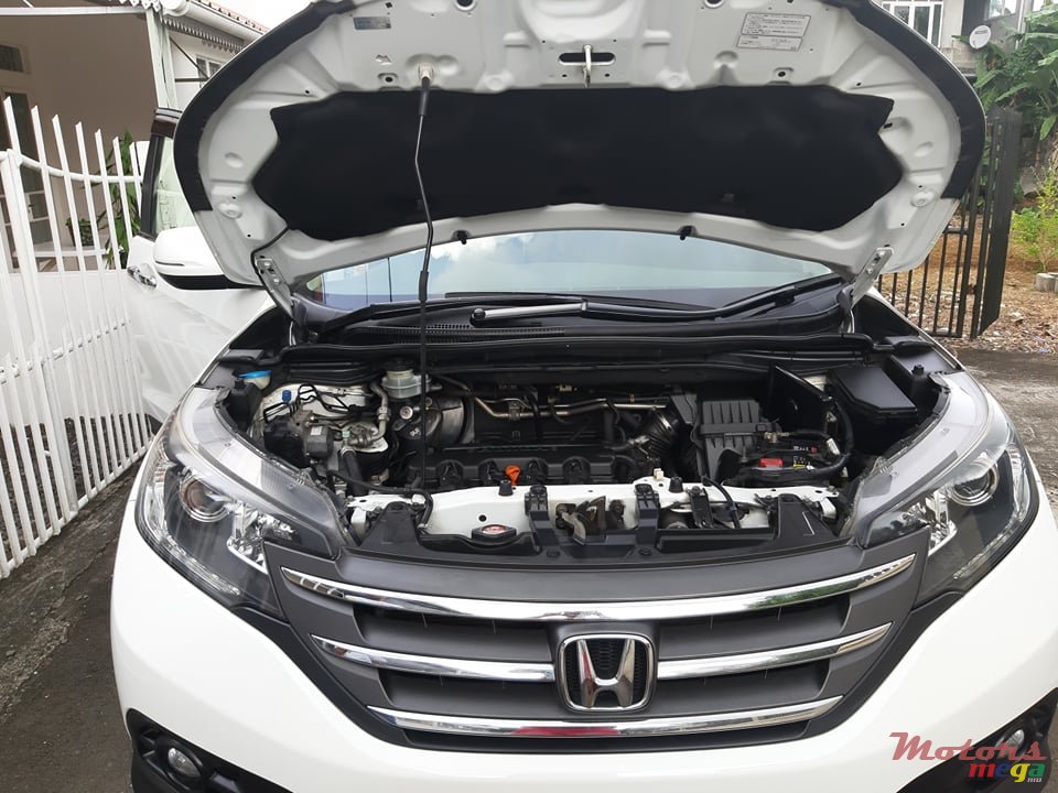 2012' Honda CR-V photo #3