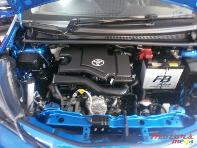 2016' Toyota Verso VITZ photo #2