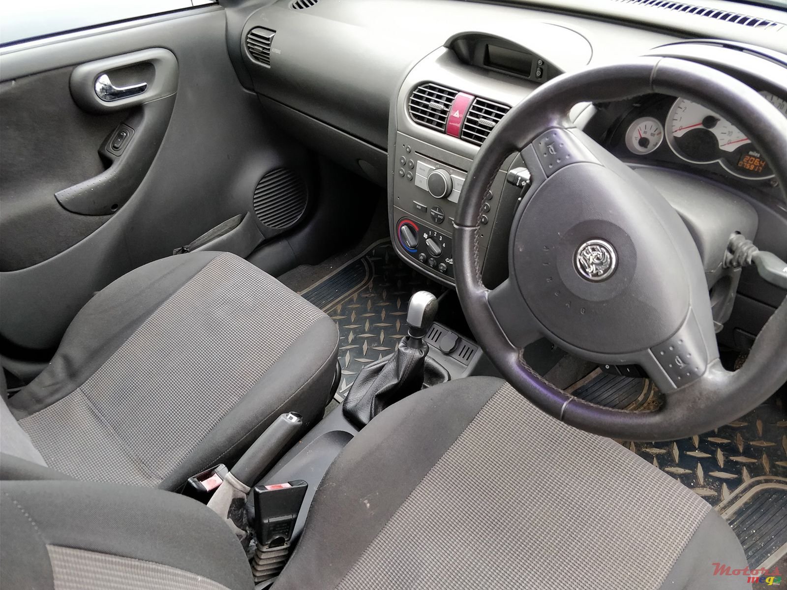 2005' Opel Corsa Twinport photo #7