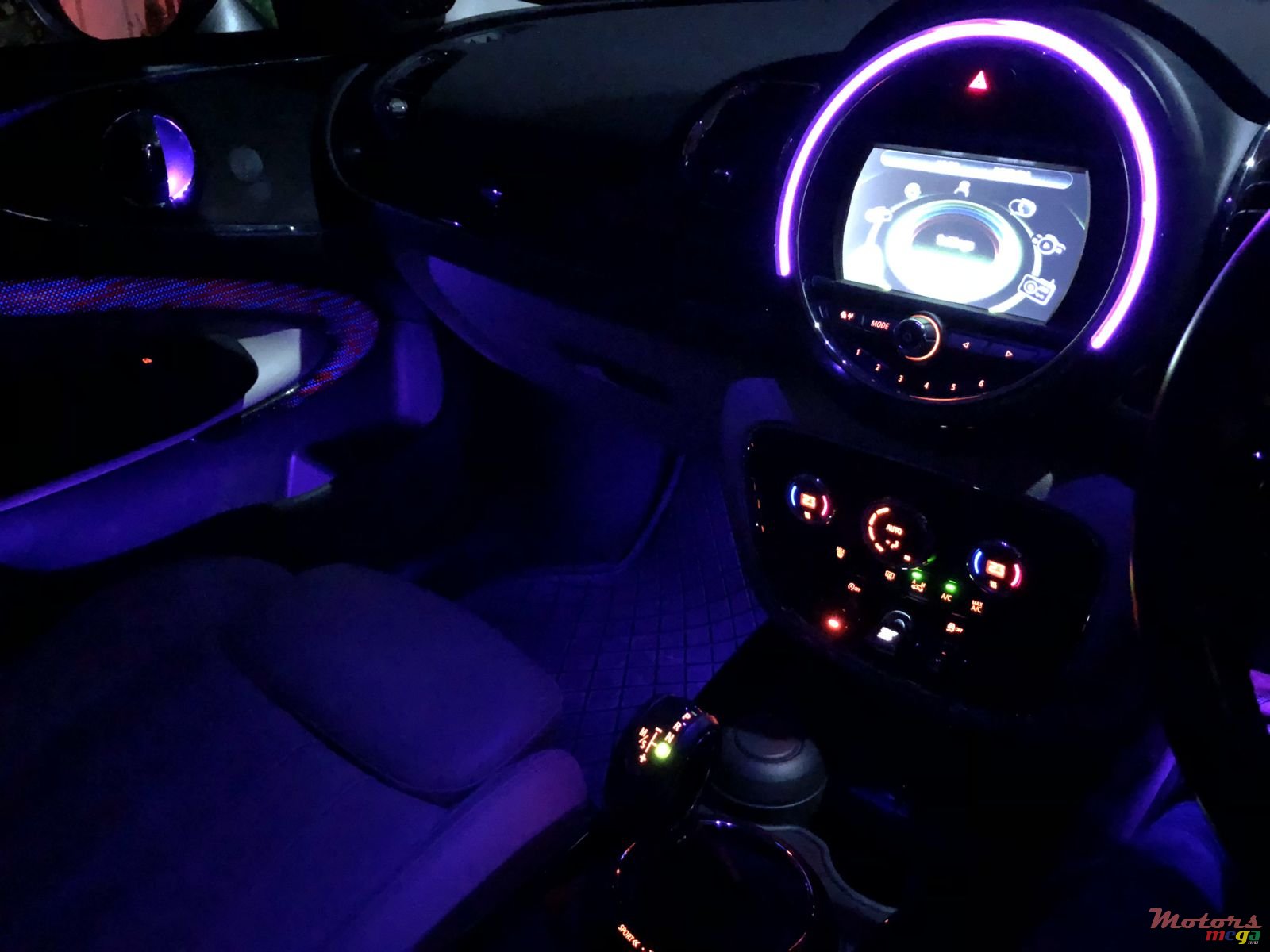 2016' MINI Cooper Clubman photo #7