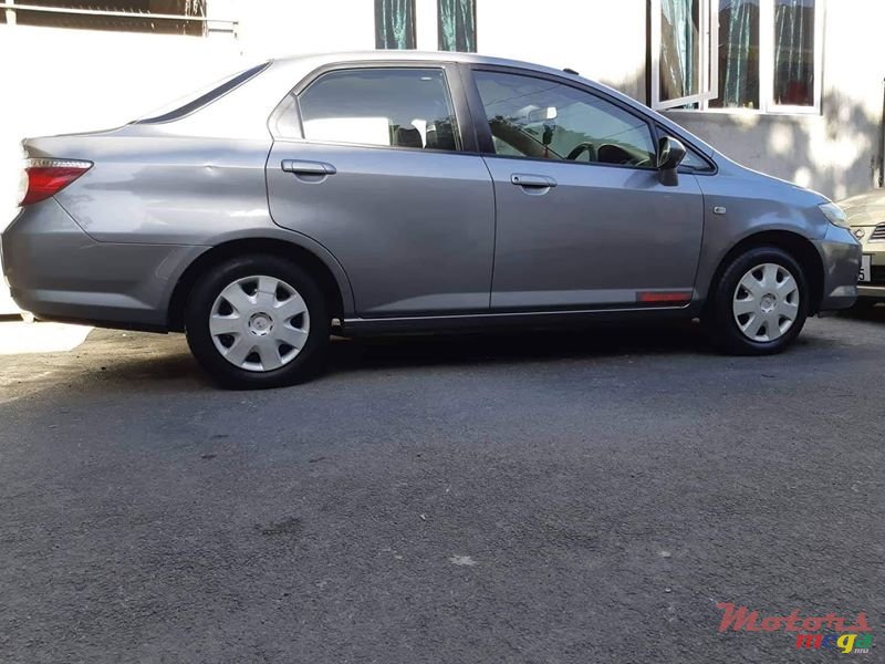 2006' Honda City photo #1