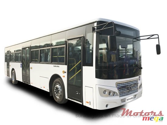 2019' Hino Sunlong (Front Engine Hino) photo #1