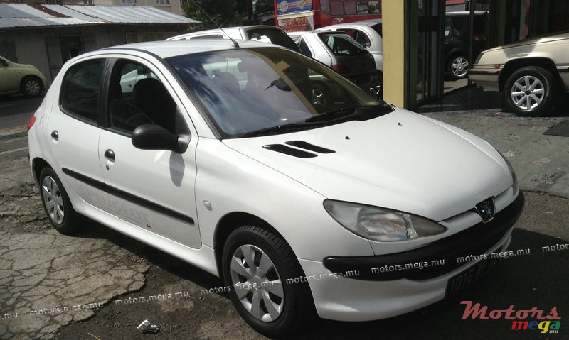 2002' Peugeot 206 photo #2