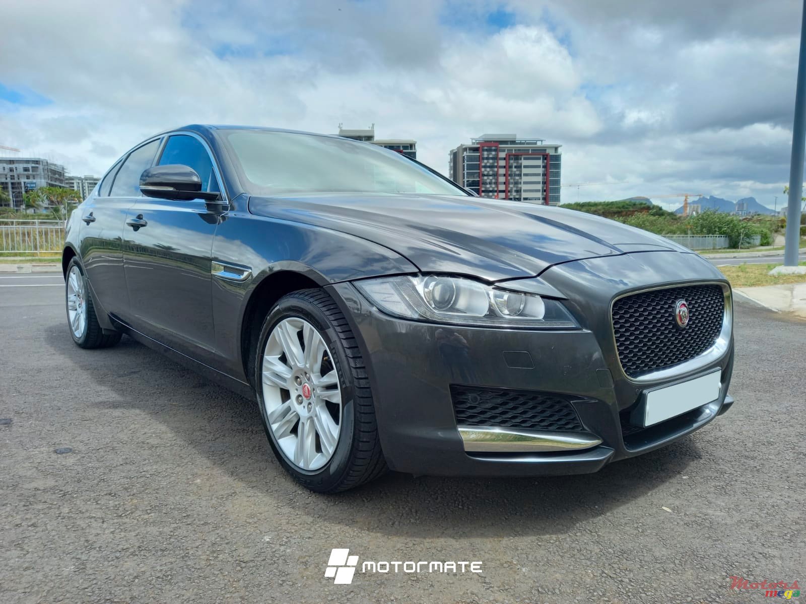 2019' Jaguar XF 25T photo #1