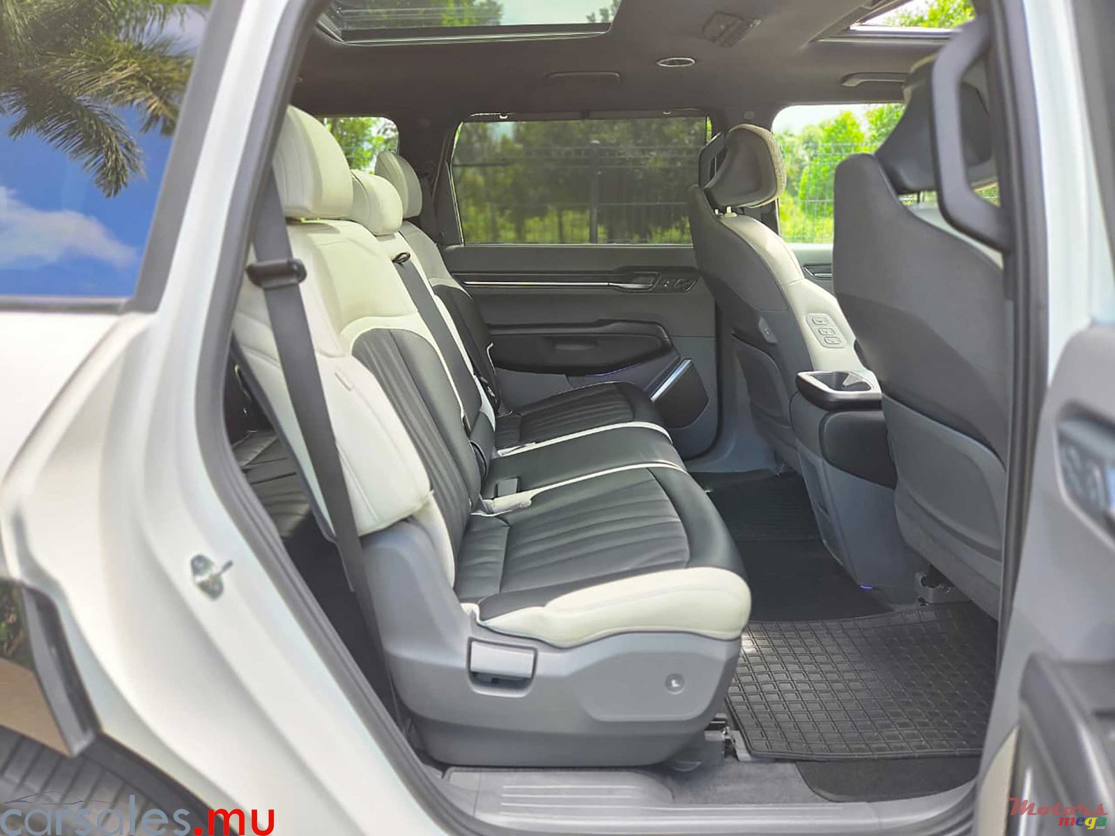 2024' Kia EV9 GT Line AWD 7 Seater photo #5