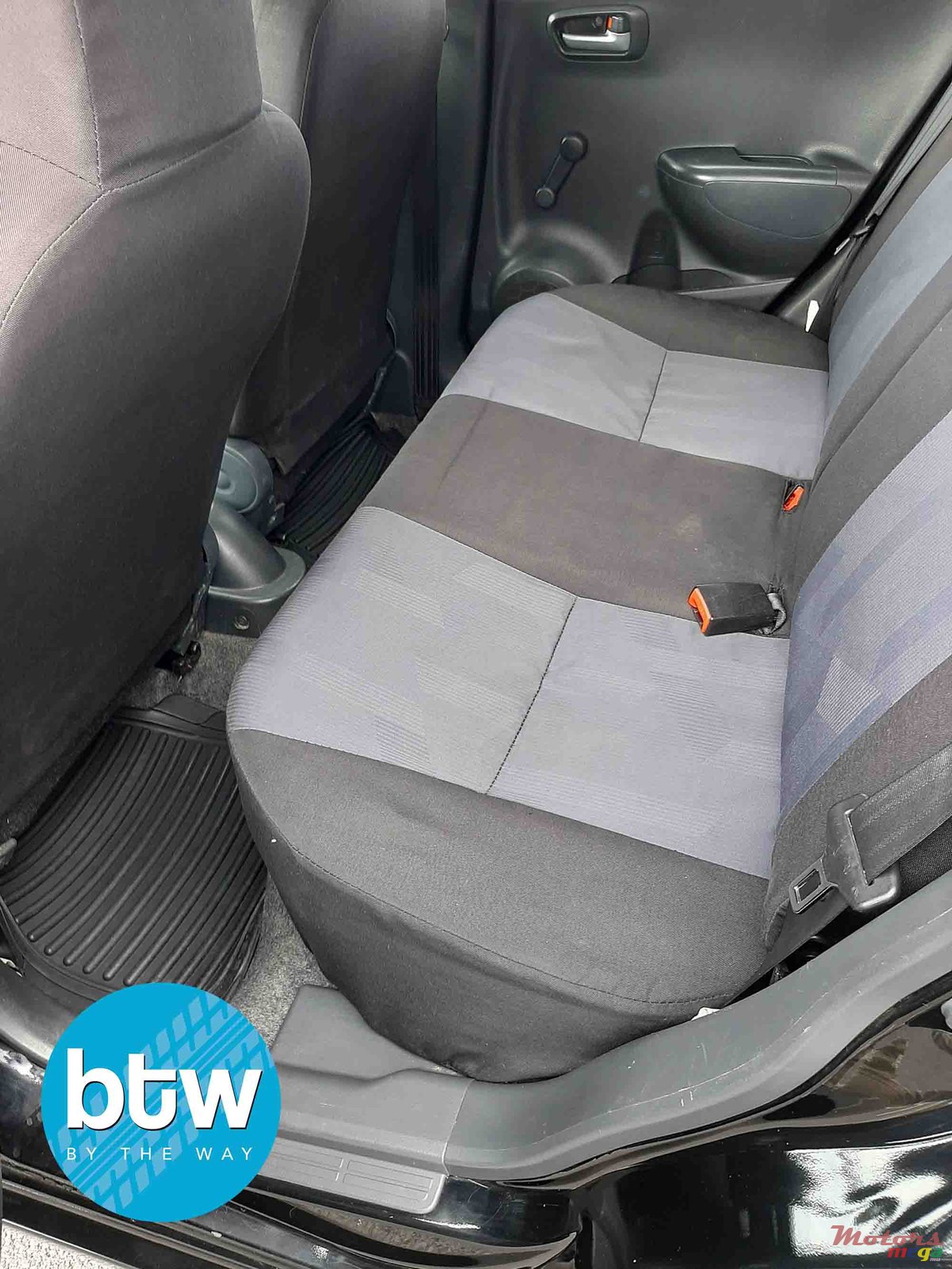 2013' Suzuki Celerio photo #4