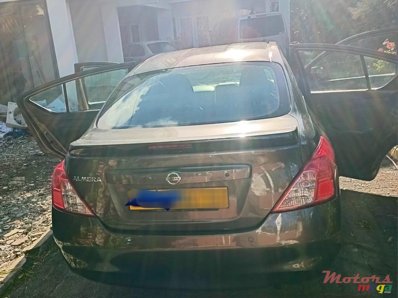 2013' Nissan Almera photo #2