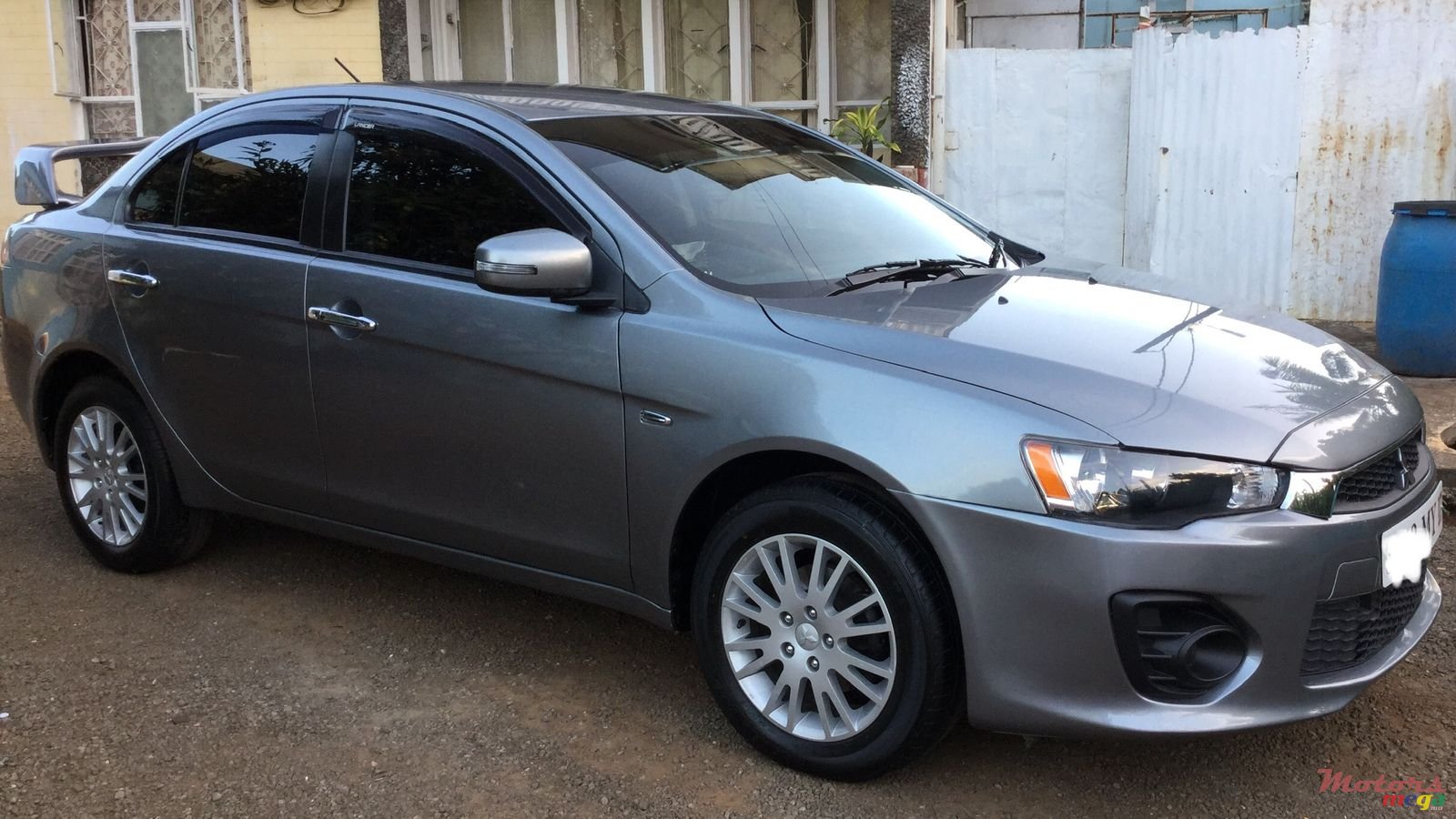 2017' Mitsubishi Lancer EX photo #3