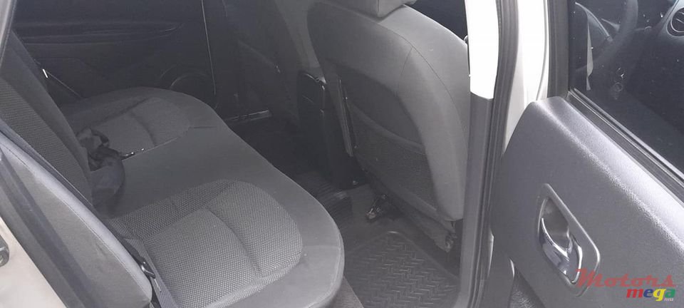 2008' Nissan Qashqai AUTOMATIC GEAR photo #6