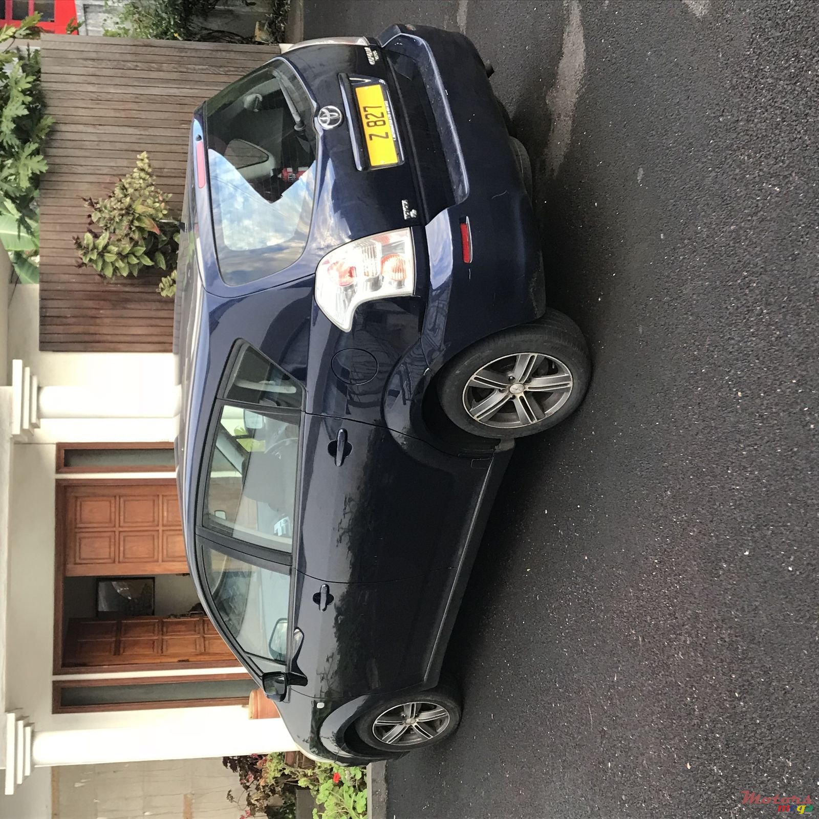 2009' Toyota Verso photo #3