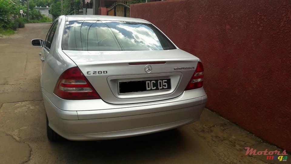 2005' Mercedes-Benz 200 photo #3