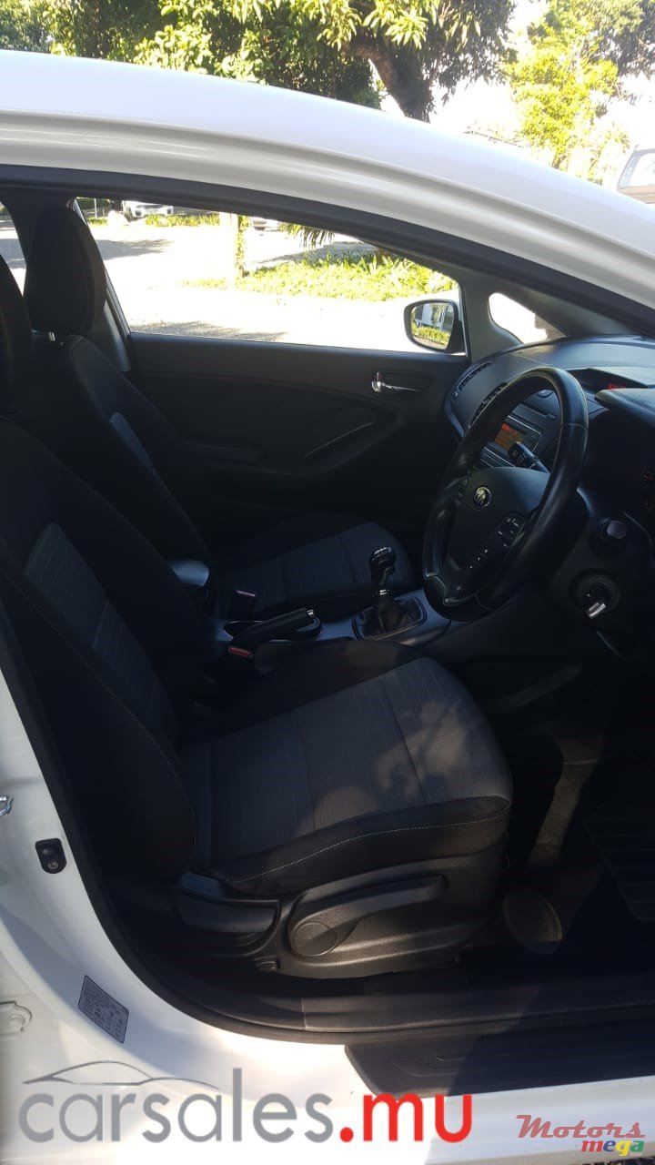 2013' Kia Cerato photo #6