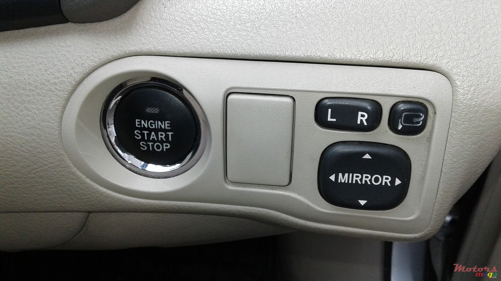 2012' Toyota photo #4