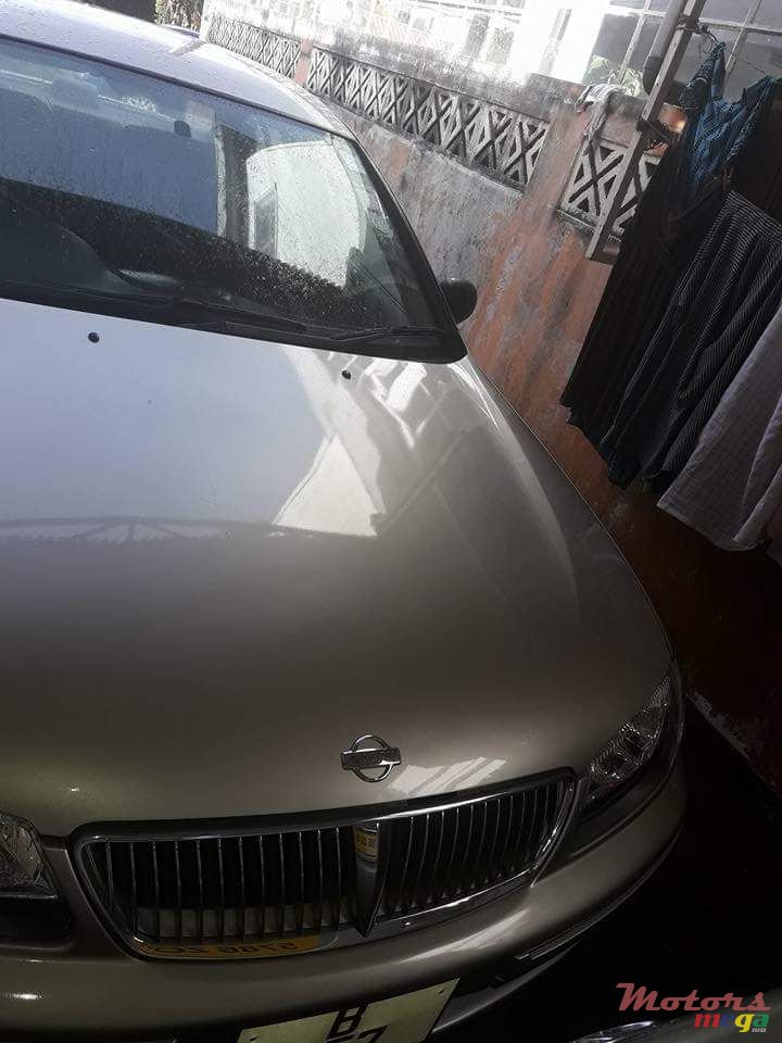 2003' Nissan Sunny photo #3