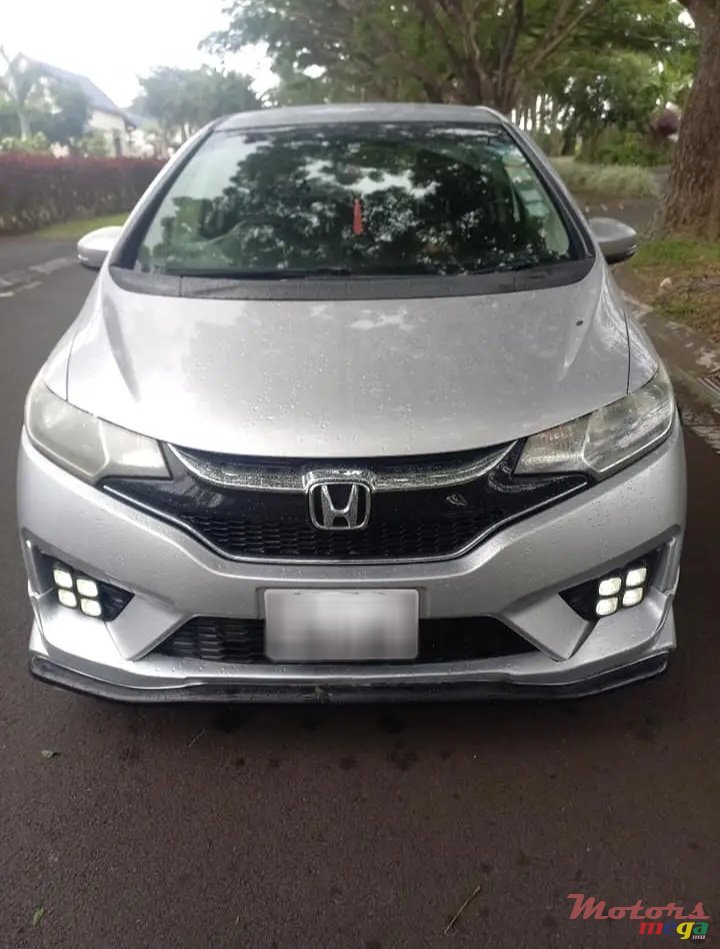 2016' Honda Fit photo #1
