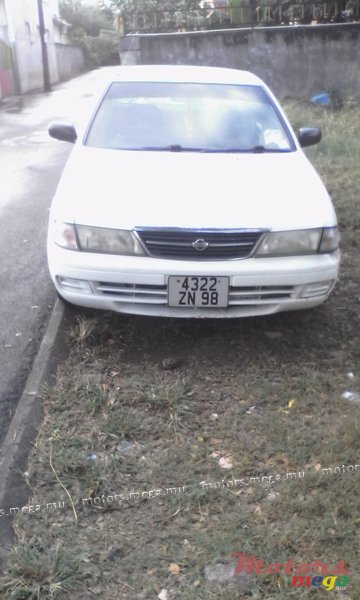 1998' Nissan Sunny B14 photo #3
