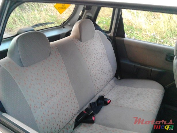 2006' Suzuki Alto Zen photo #6