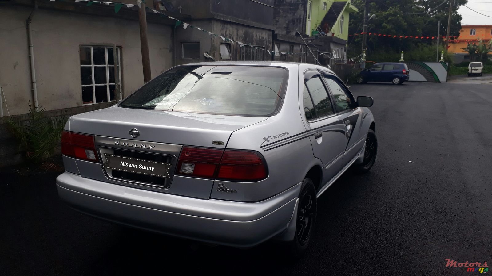 1998' Nissan Sunny photo #1