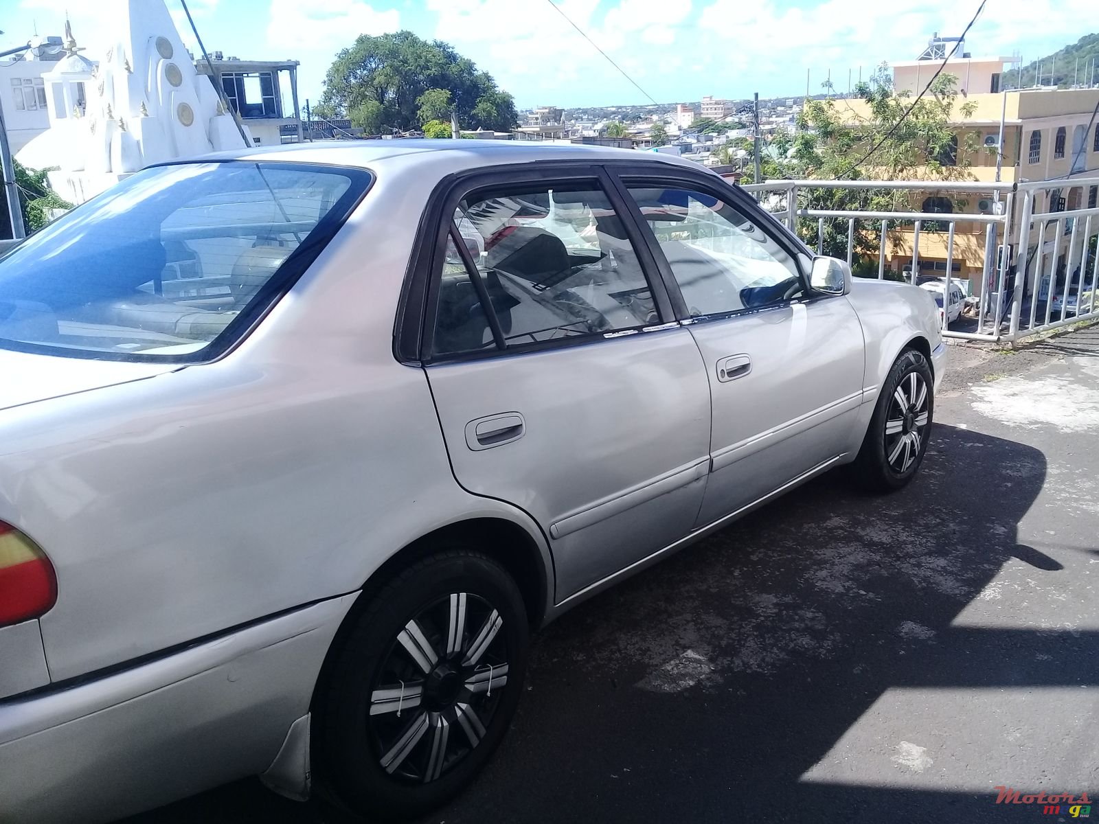 1999' Toyota Corolla EE 111 AUTOMATIC photo #1