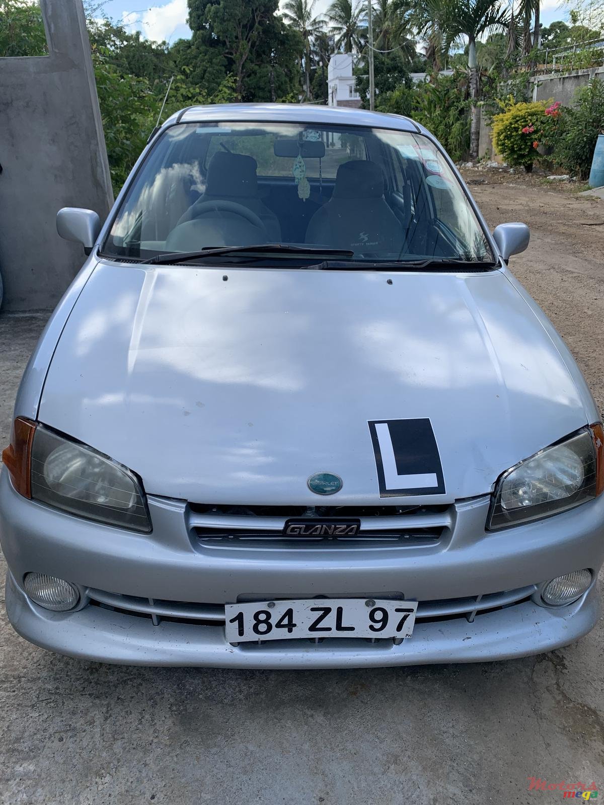 1997' Toyota Starlet photo #4