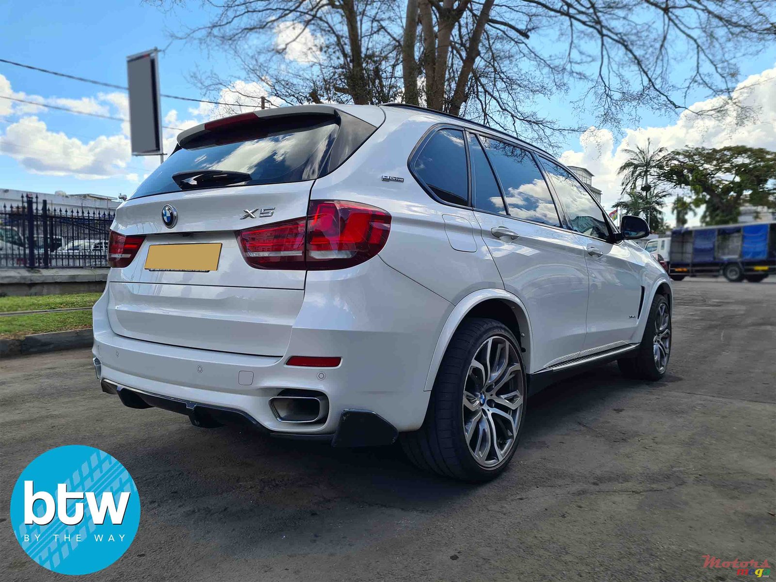 2017' BMW X5 photo #2