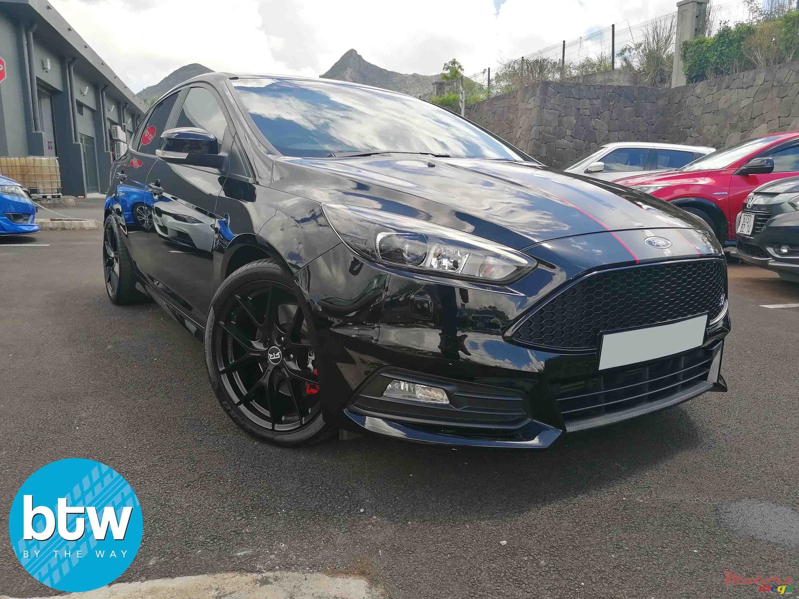 2018' Ford Focus ST photo #1