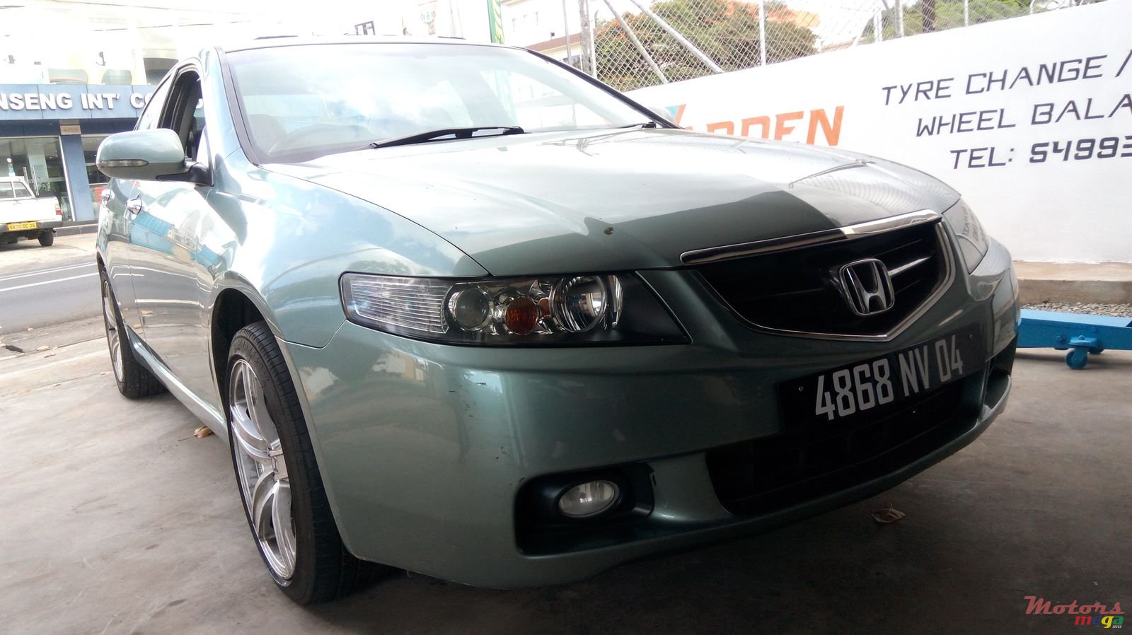 2004' Honda Accord photo #5