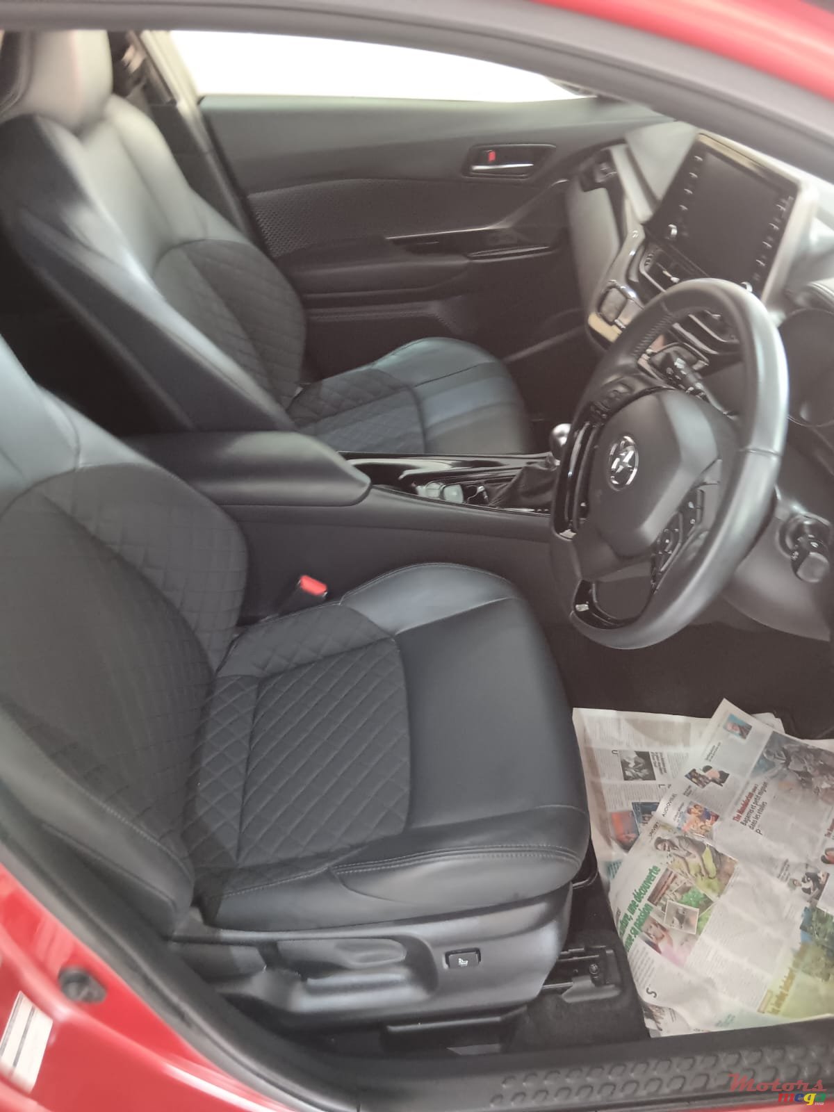 2021' Toyota C-HR photo #4