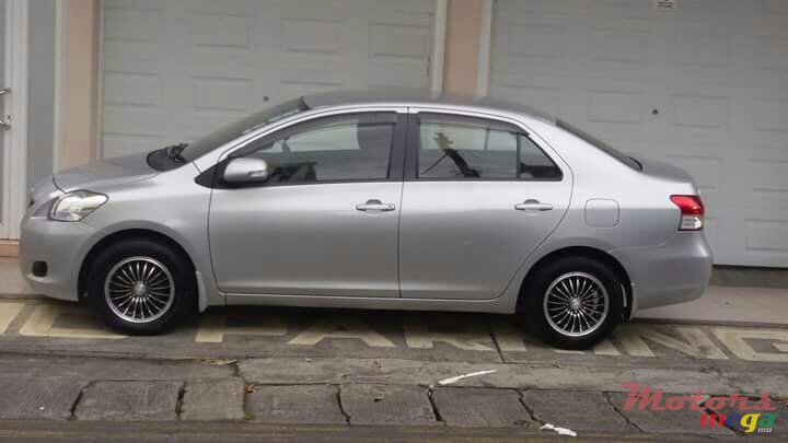 2008' Toyota Belta photo #1