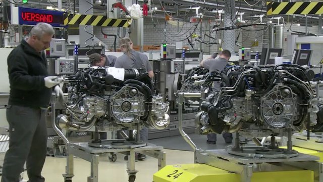 Revel in the Glory of the Porsche 911 Engine Factory