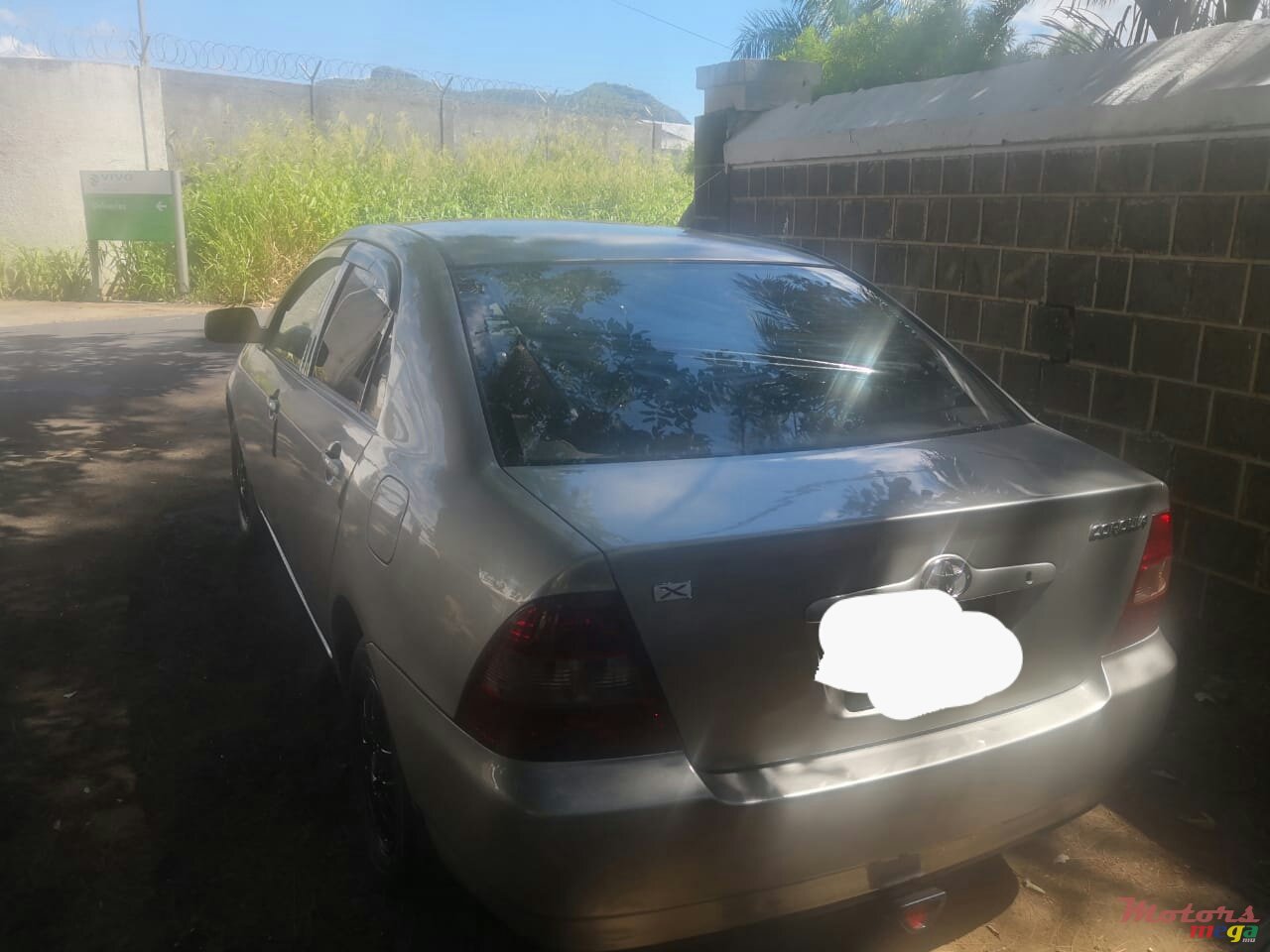 2001' Toyota Corolla photo #2