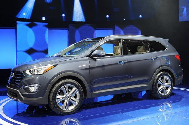 Hyundai Rolls Out Promised Three-Row Santa Fe for LA