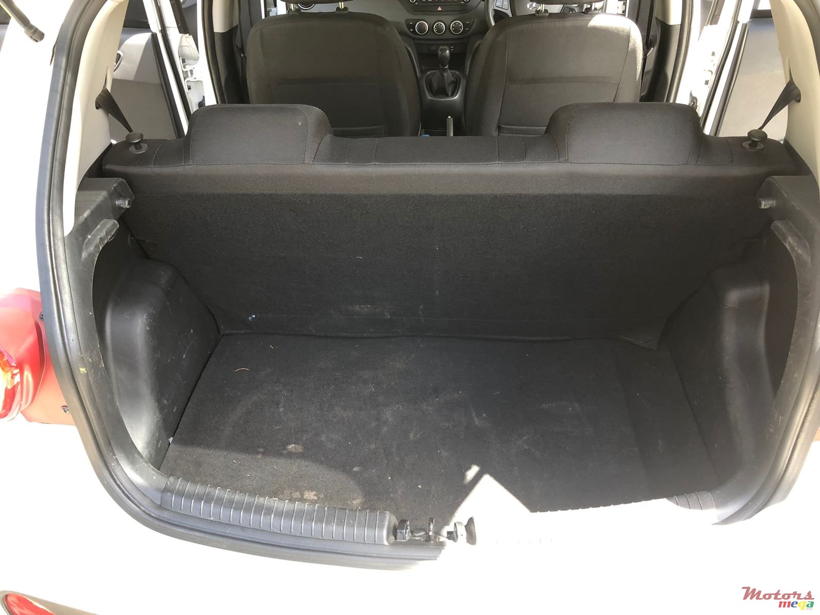 2017' Hyundai i10 Grand i10 photo #3