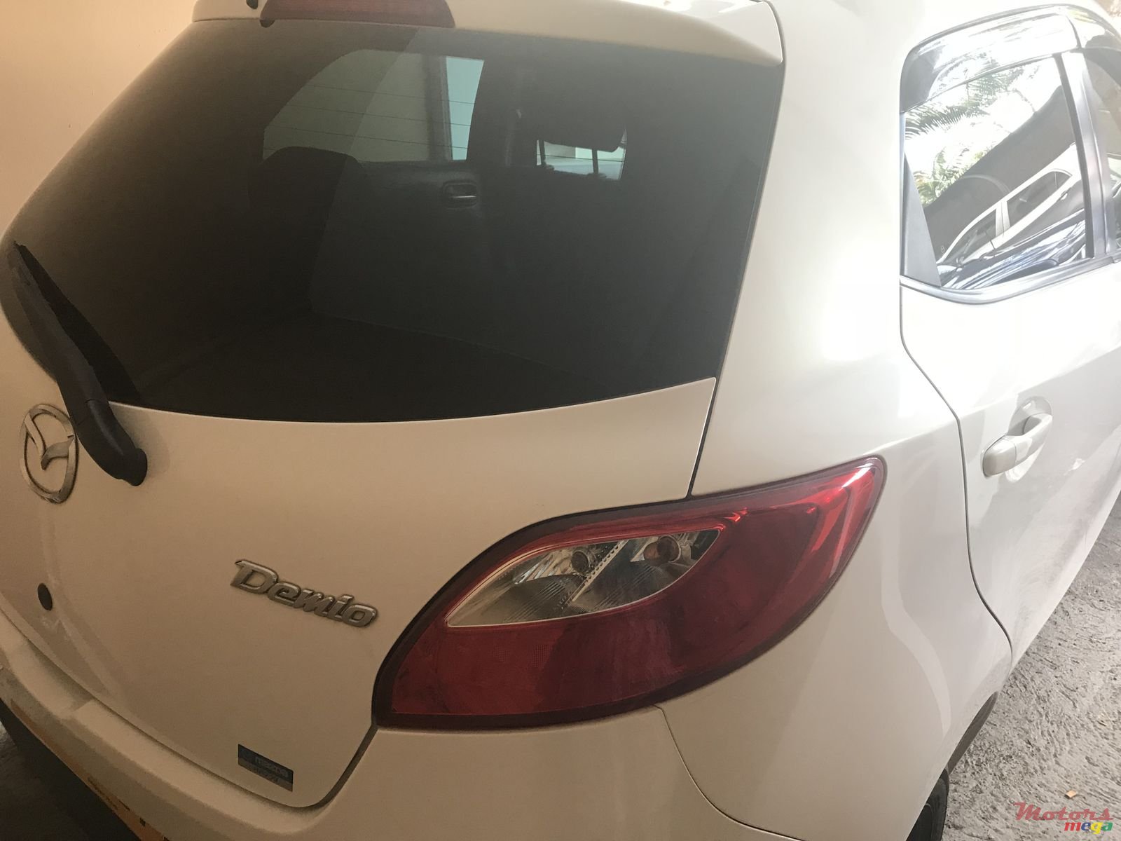 2010' Mazda Demio photo #3