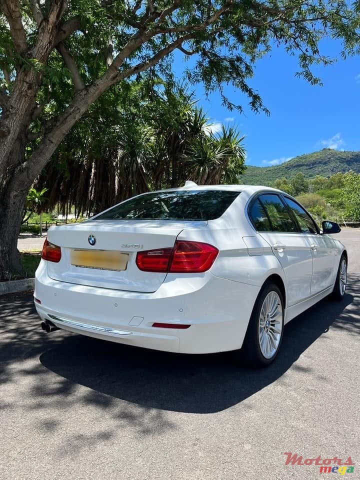 2012' BMW 328 photo #3