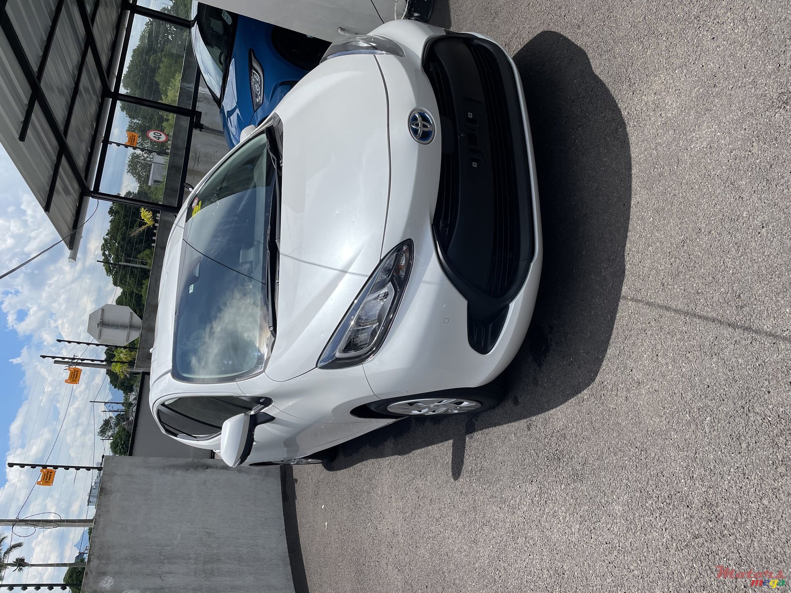 2021' Toyota Aqua photo #1