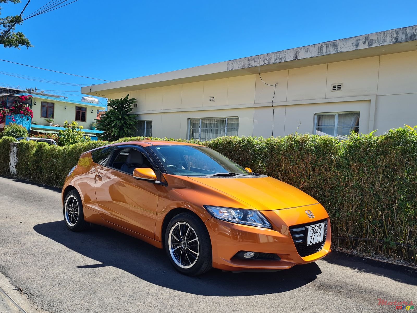 2011' Honda CR-Z photo #1