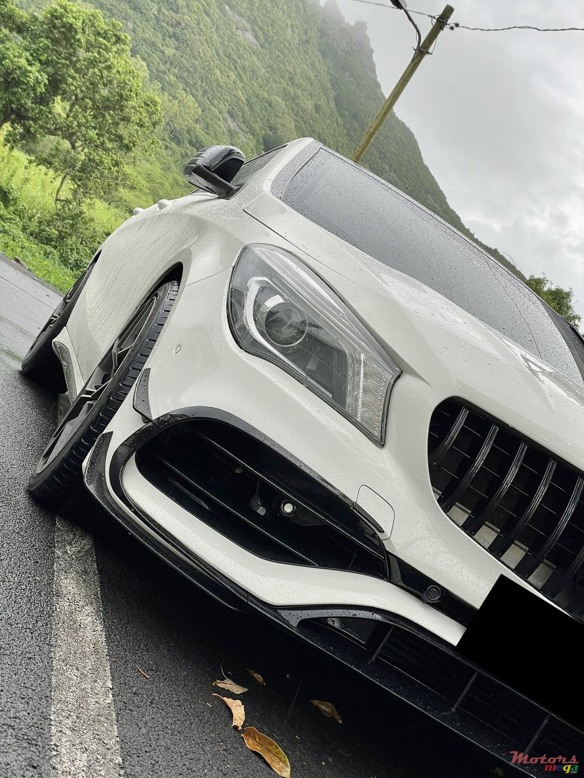 2014' Mercedes-Benz CLA 180 photo #1