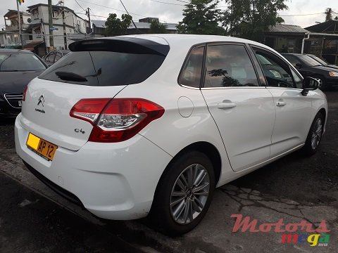 2012' Citroen C4 photo #6