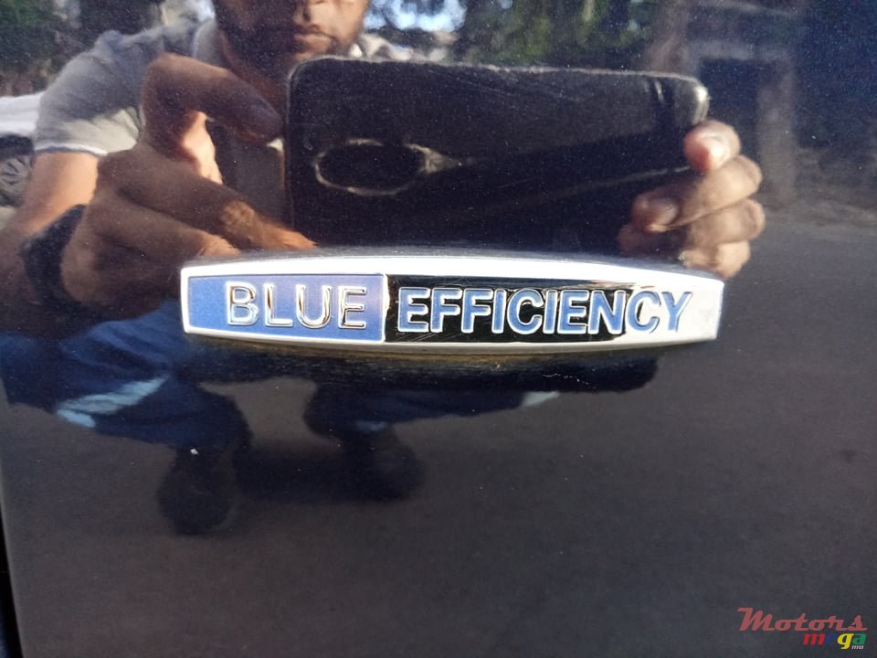 2010' Mercedes-Benz CLA 180 dorigine photo #5