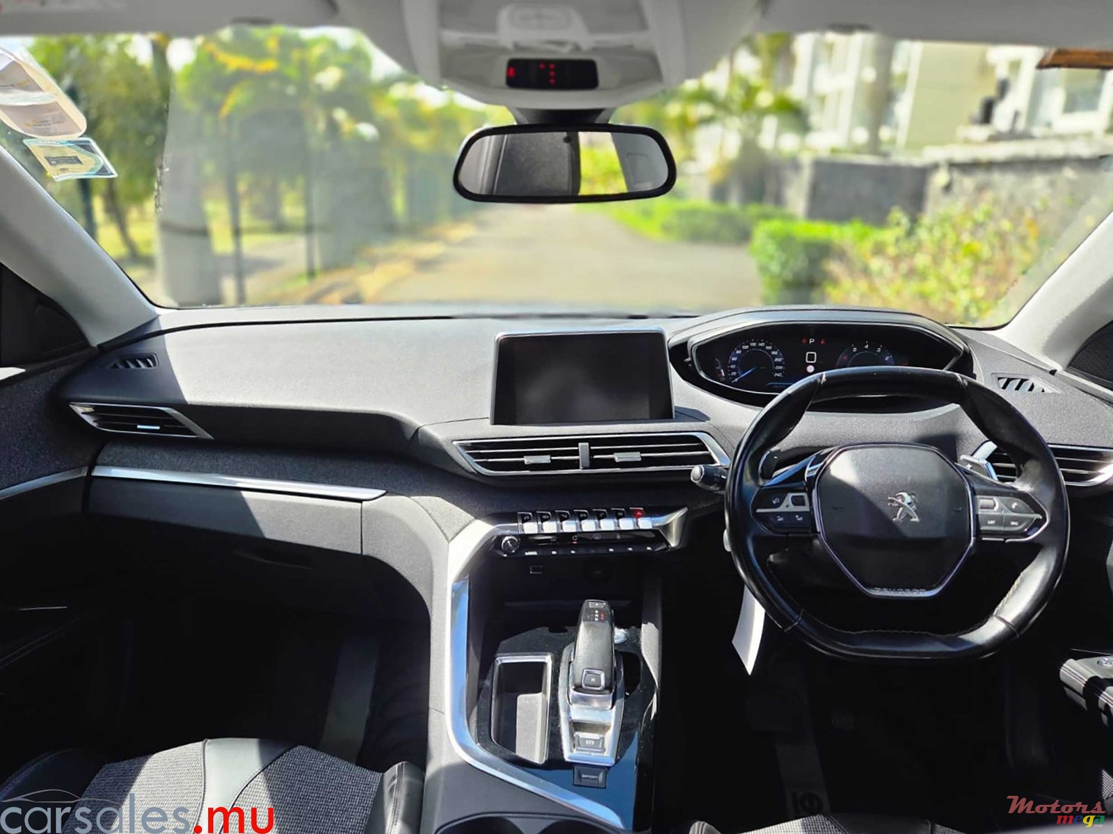 2019' Peugeot 3008 Allure Plus photo #6