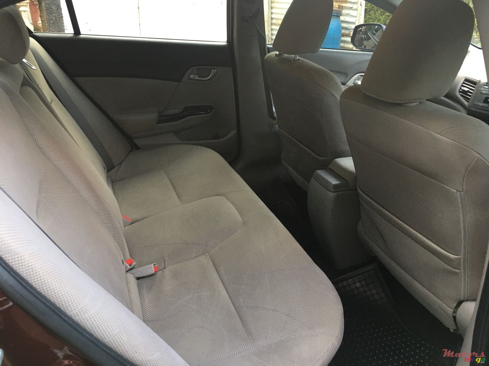 2013' Honda Civic Vxi photo #6