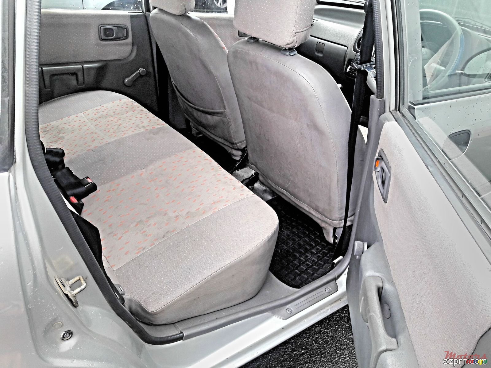 2006' Maruti Zen photo #6