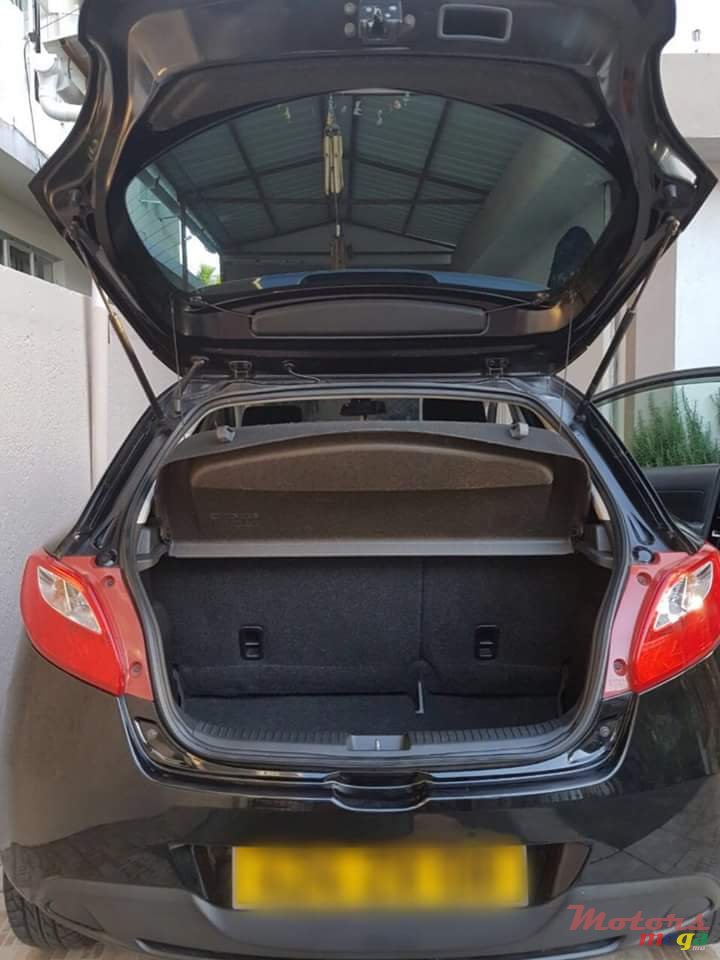 2008' Mazda Demio photo #7