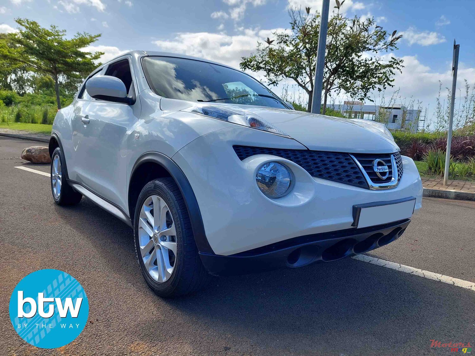 2013' Nissan Juke photo #1