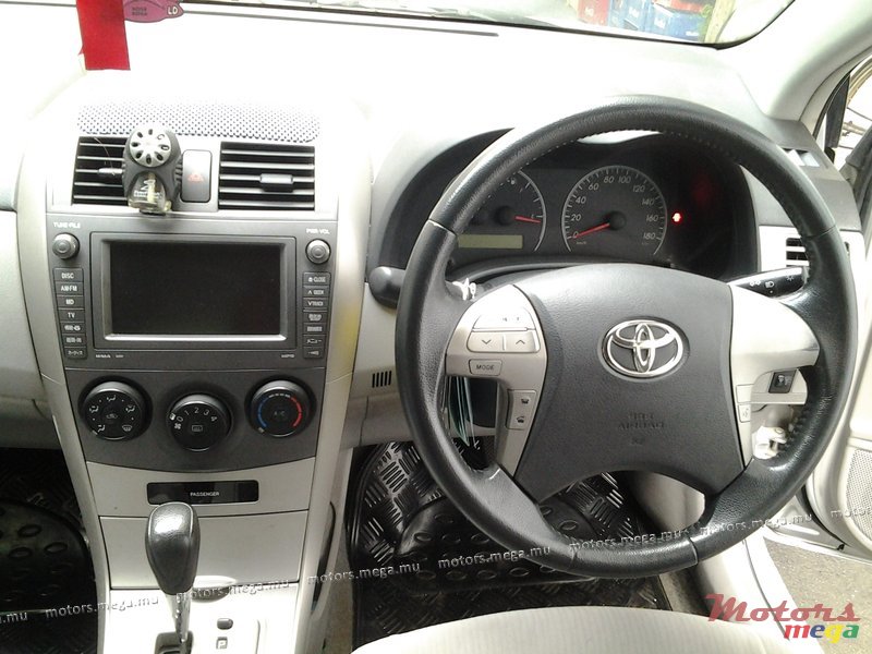 2007' Toyota Corolla axio photo #1