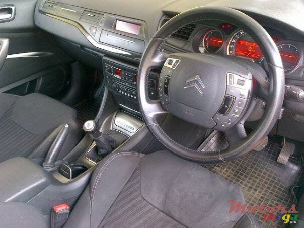 2008' Citroen C5 photo #3