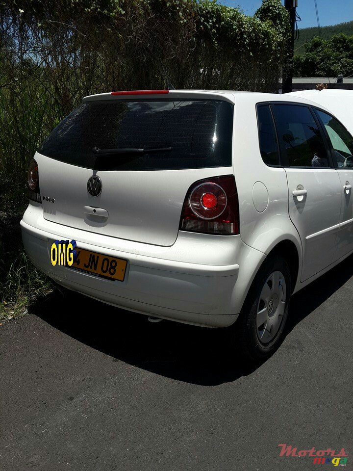 2008' Volkswagen Polo 9n6 photo #6