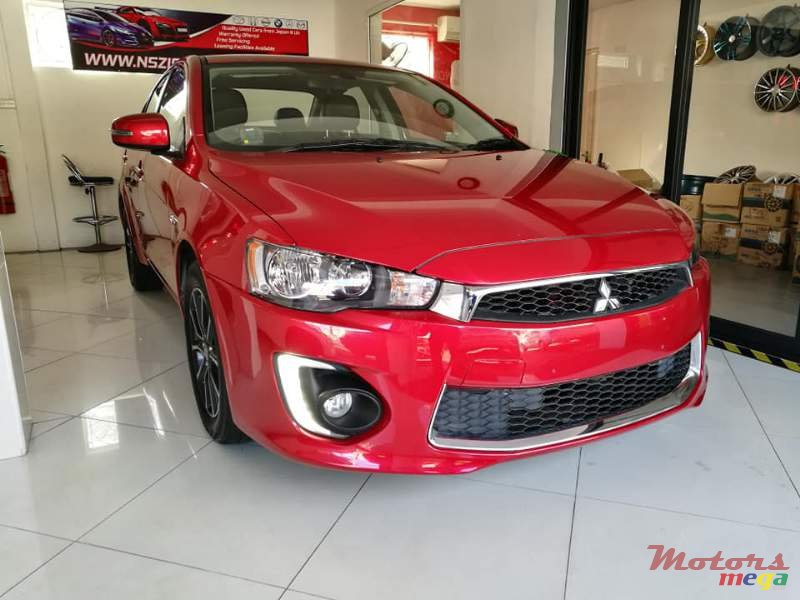 2016' Mitsubishi Lancer Ex photo #1